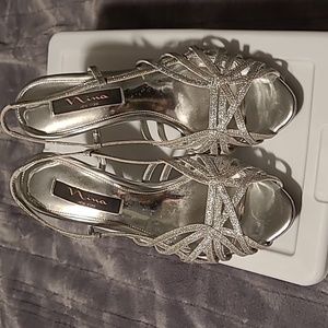 Nina silver glitter heels size 8
